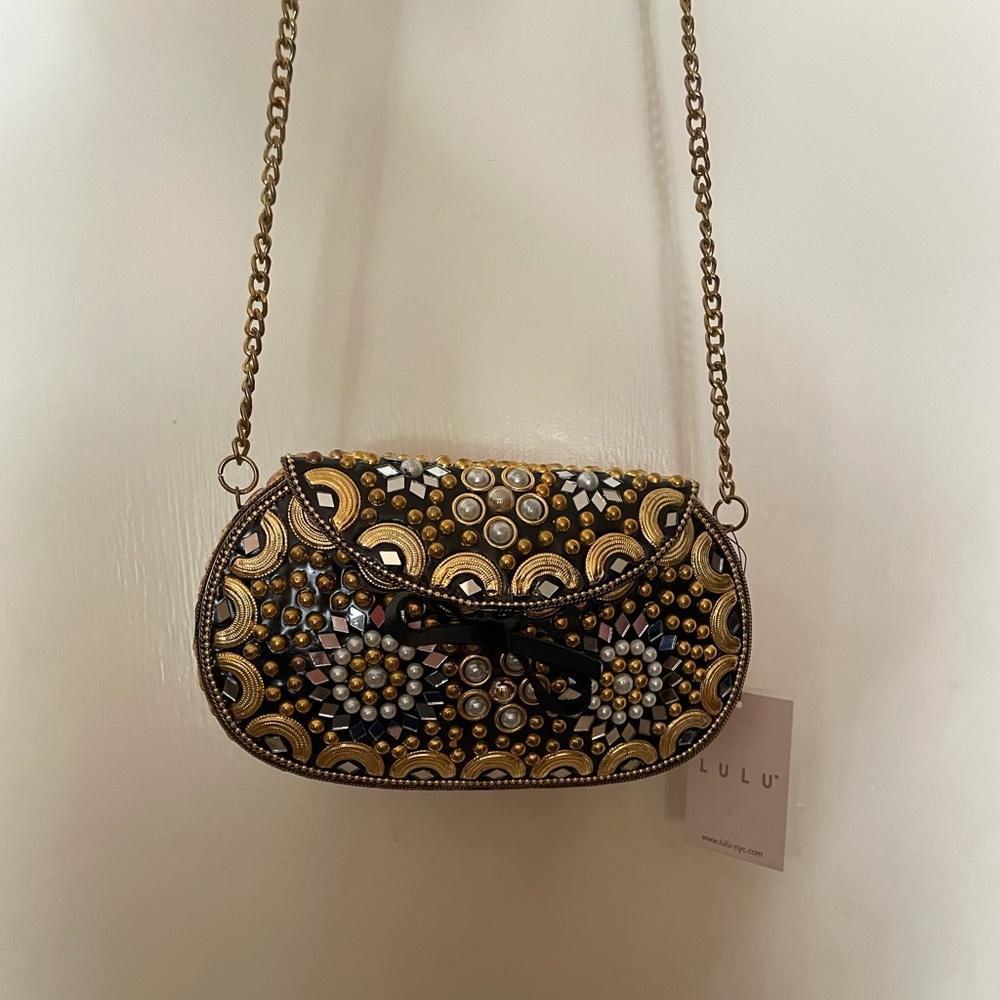 Unique LULU Desiree Flap Crossbody